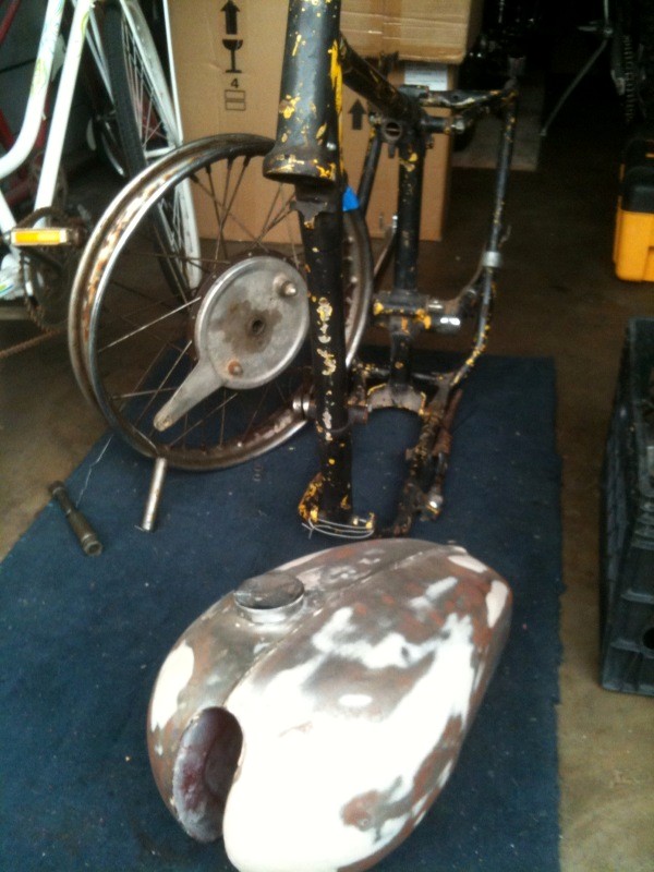 s c o o t e r photography: Triumph Pre-Unit Build Project