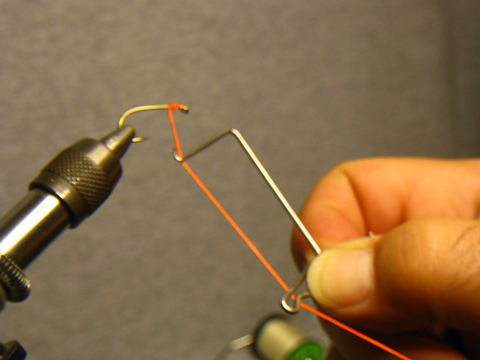 Defranks Fly Tying Tutorials & Videos How to use the whip finish tool
