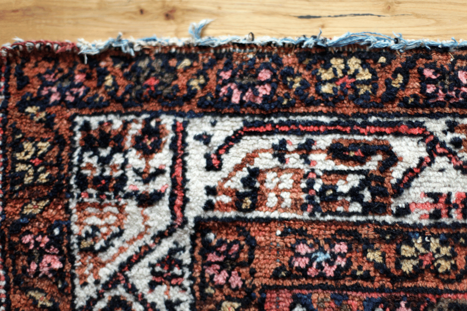 RugArt Rug Repair Rug Restoration Rug Cleaning PERSIAN RUG SIDE