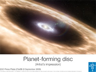 Impresión artística de discos de formación planetaria