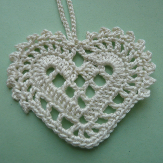 CROCHET FLAT THREAD PATTERNS – Crochet Patterns