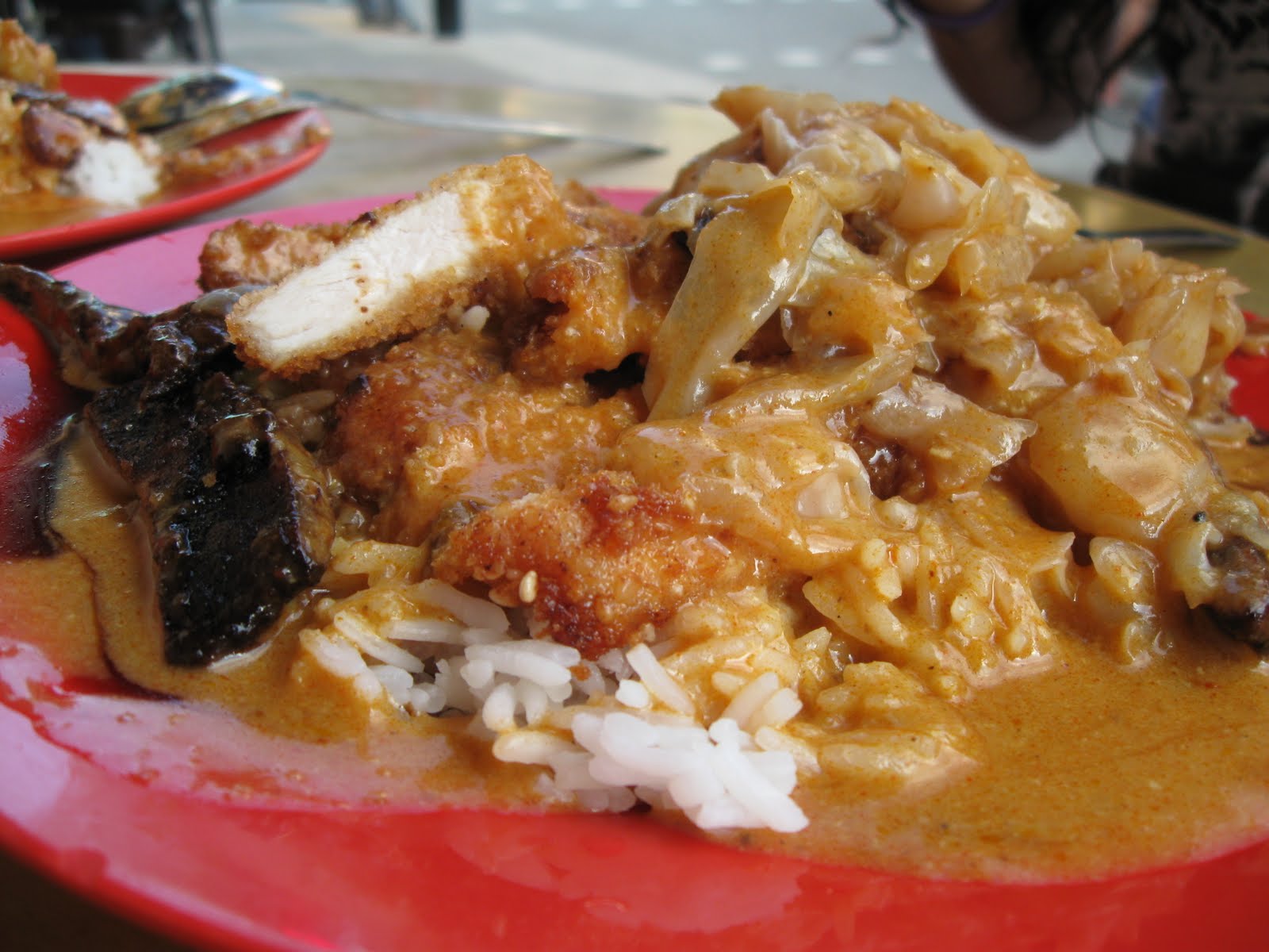 Nom Nomzzz (Moved) 老地方餐室 / Lau Di Fang Restaurant / Beach Road