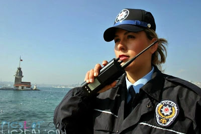 http://3.bp.blogspot.com/_VqqC34Ze1TE/SdsyU1SK8CI/AAAAAAAACy0/wnrDvr3N1Nw/s400/Beautiful_Female_Police_and_Army_Girls_from_Around_the_world_26.jpg