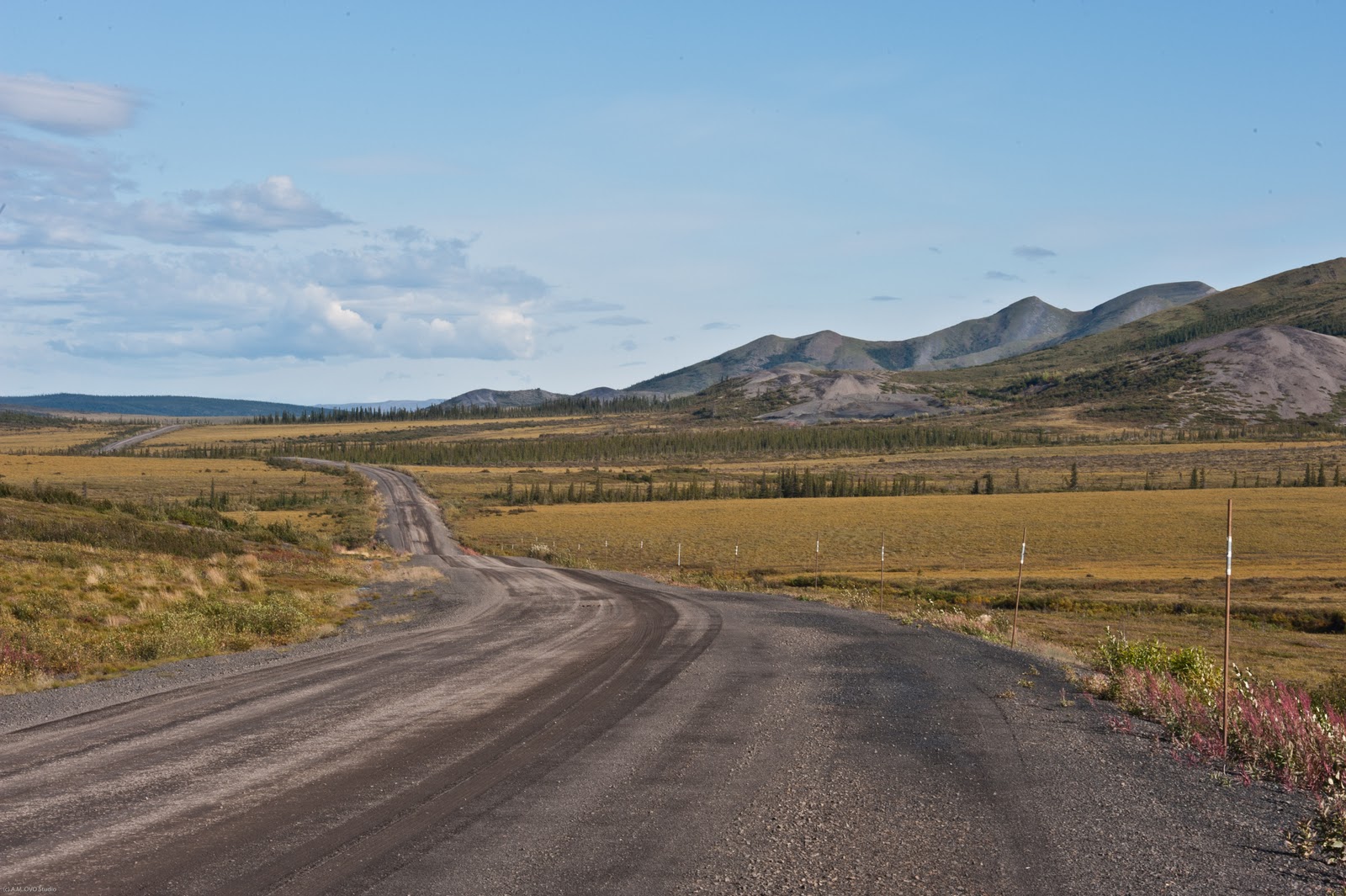 The Spotting Eye True North; Dempster Highway 14 On the way to the