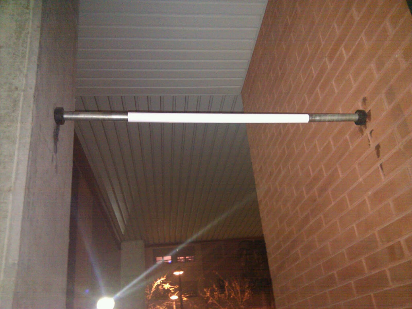 Vivir Solo, Morir Sucio.: febrero 2011