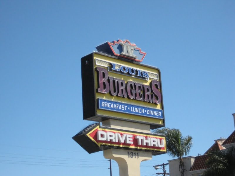 Local Review: Louis Burgers - Torrance, CA | Brand Eating
