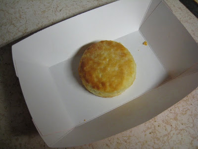Review Popeyes Biscuit Brand Eating