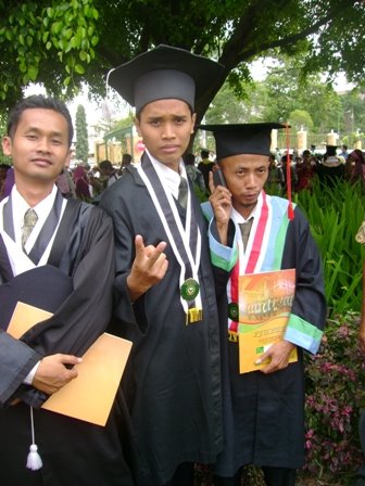 sori ms Bay,  bukan maksud mengikuti gayamu...