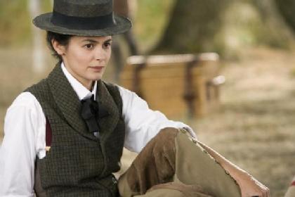[tatou_as_chanel_gallery__598x400-420x0.jpg]