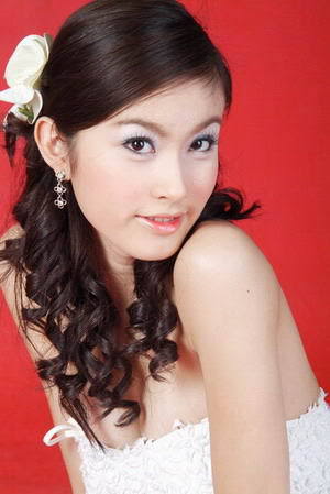 KOLEKSI FOTO WARIA CANTIK