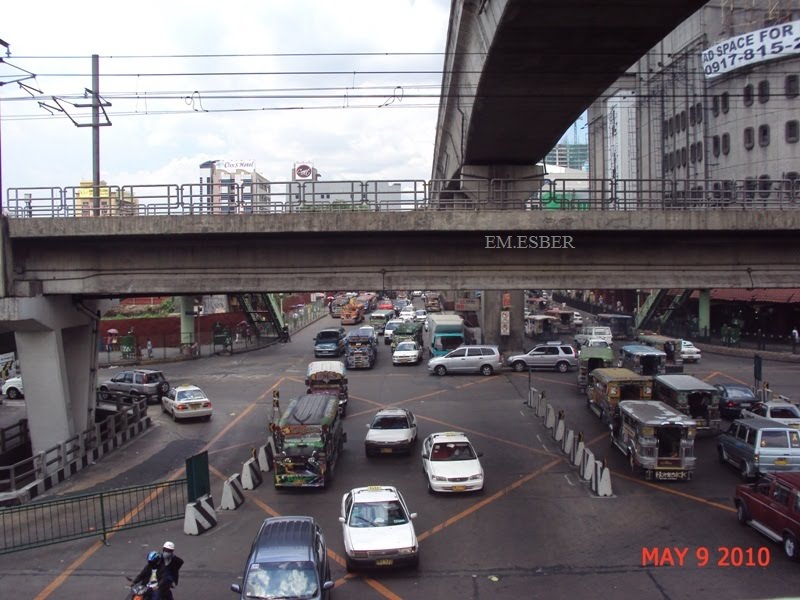 Em Esber Blog 2: Views of the intersection of EDSA and Aurora Boulevard ...