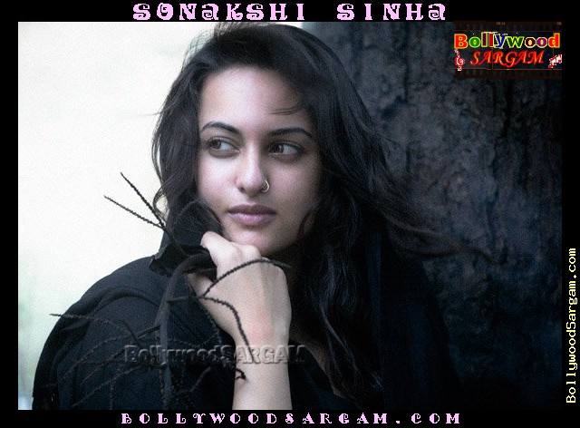 Sonakshi Sinha In Bikini: Sonakshi Sinha Beautiful .