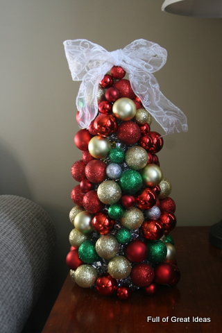 Full of Great Ideas: Christmas Ornament Tree