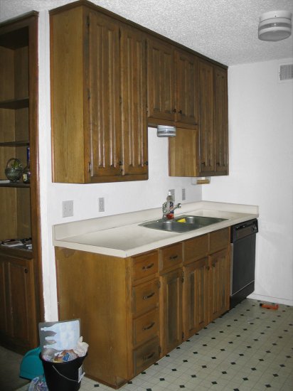[condo_kitchen_before-retouched.jpg]