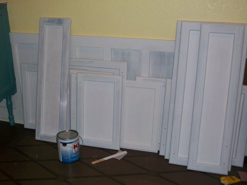 [cabinet+doors+primed.jpg]