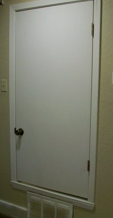 [air+conditioner+closet+door.jpg]