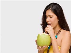 cocoloco: Coconut Water for your Skin