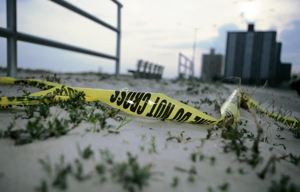 [Far+rock+death.JPG]