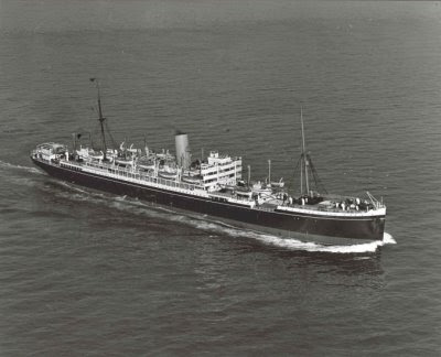 HMS Esperance Bay (F-67)