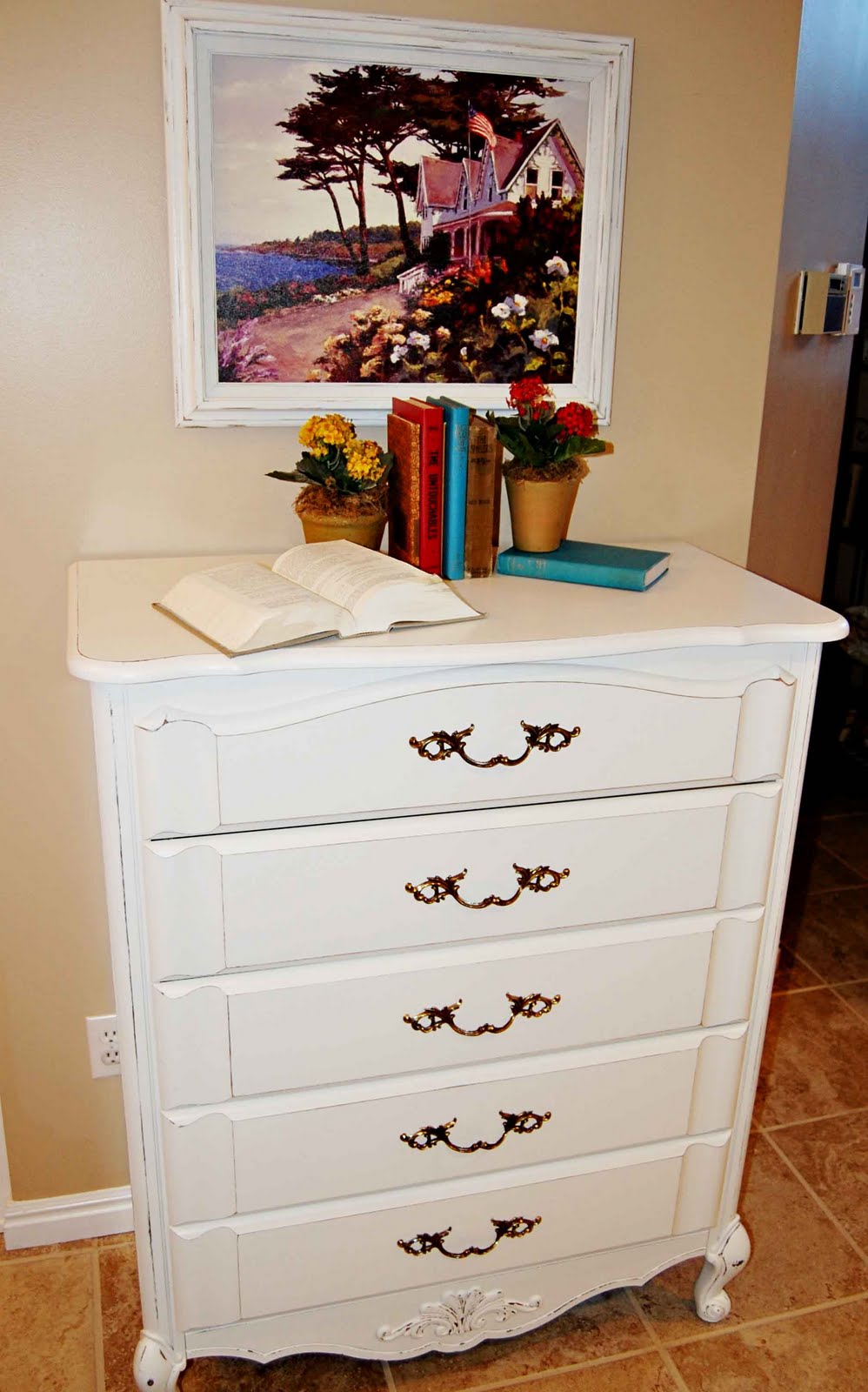 The Frosted Gardner The Jordan Dresser Set