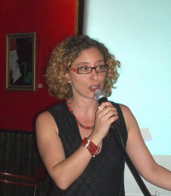 [Alicia+presentando.jpg]