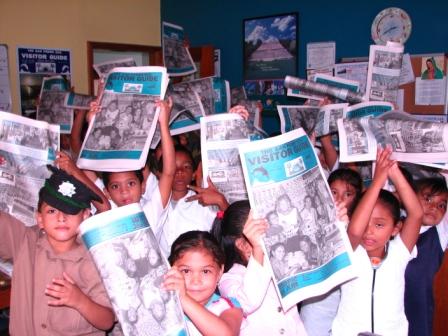 [StudentsvisitSPSun+031+-+sm.jpg]