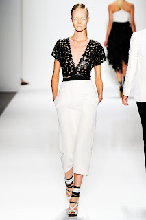The Clutch Chronicles: Some more of My Favs From SPRING 2011 RTW ...