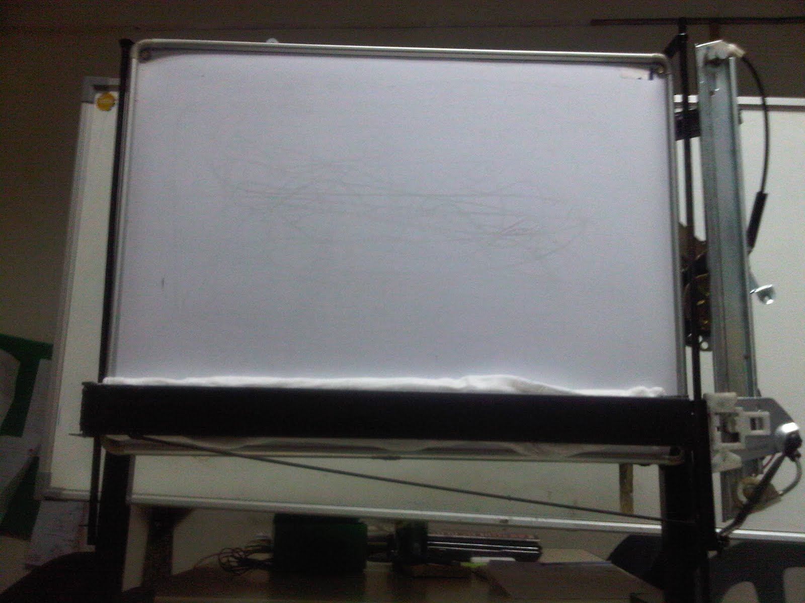 Projek Elektronik Projek Smart White Board Cleaner