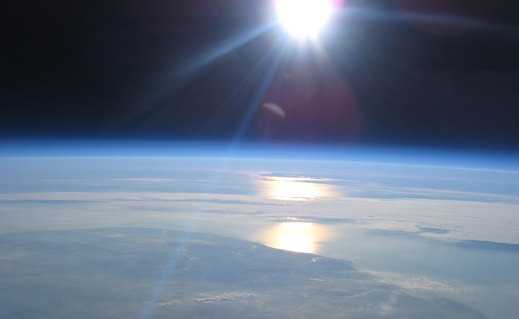 Mein Weltbild: Fotos aus dem All (35.000 m)