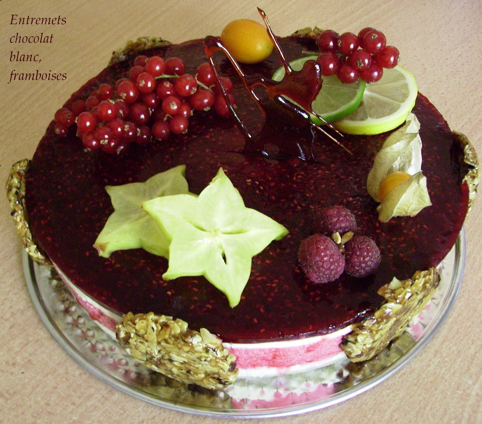[Entremets+chocolat+blanc-+framboises_002.jpg]