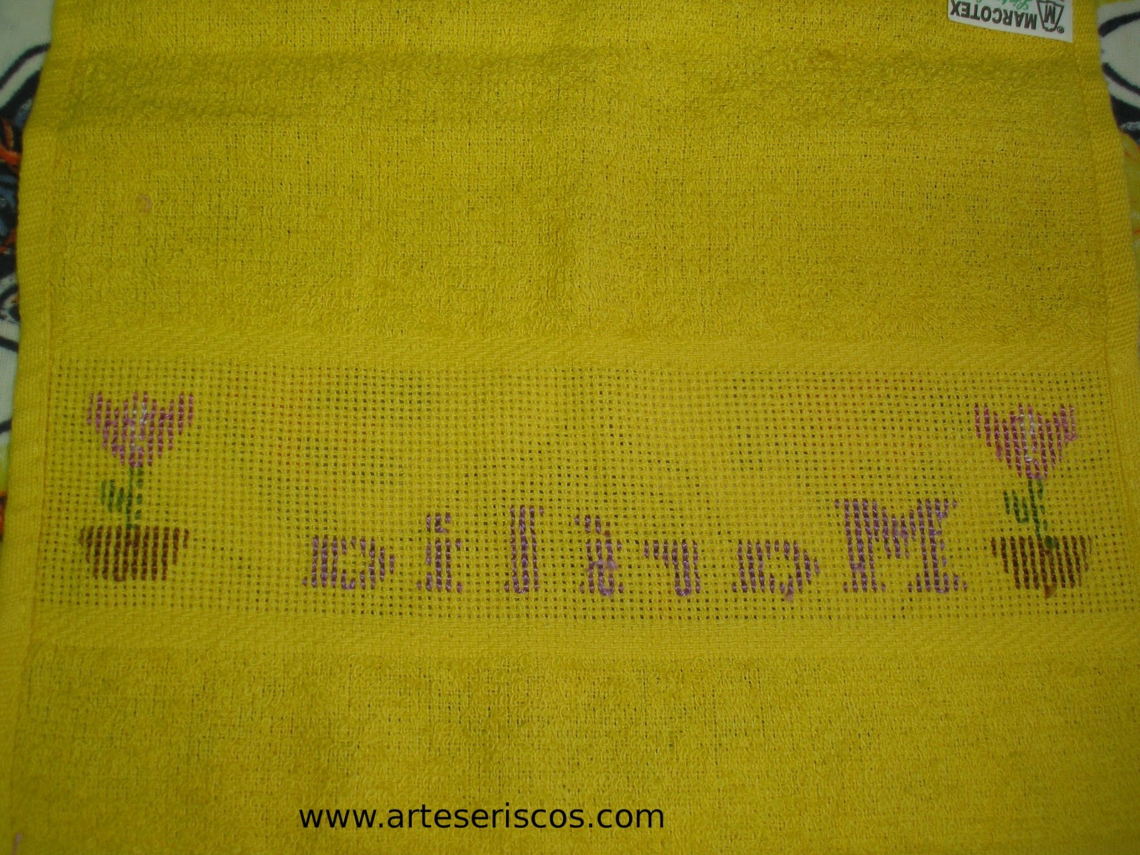 [TOALHA DE MÃO 05 (VERSO).JPG]