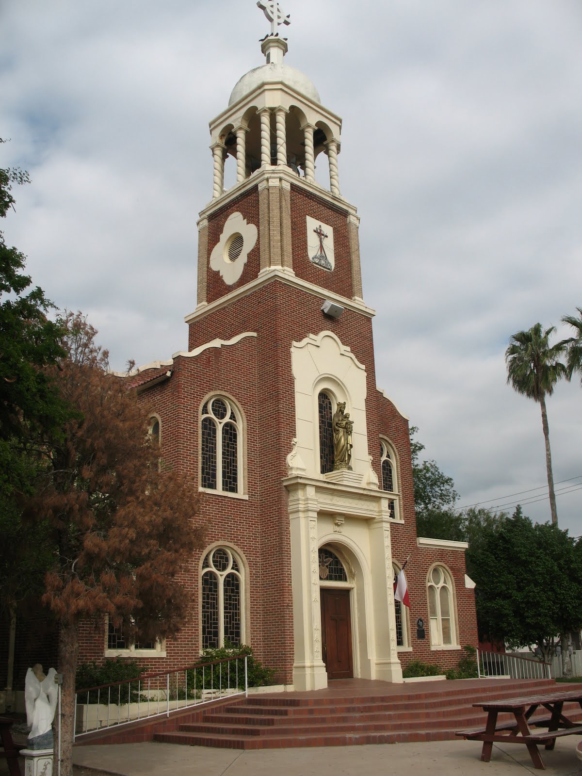 Doing It On The Road Beautiful Churchs, Mass at Our Lady of Guadalupe