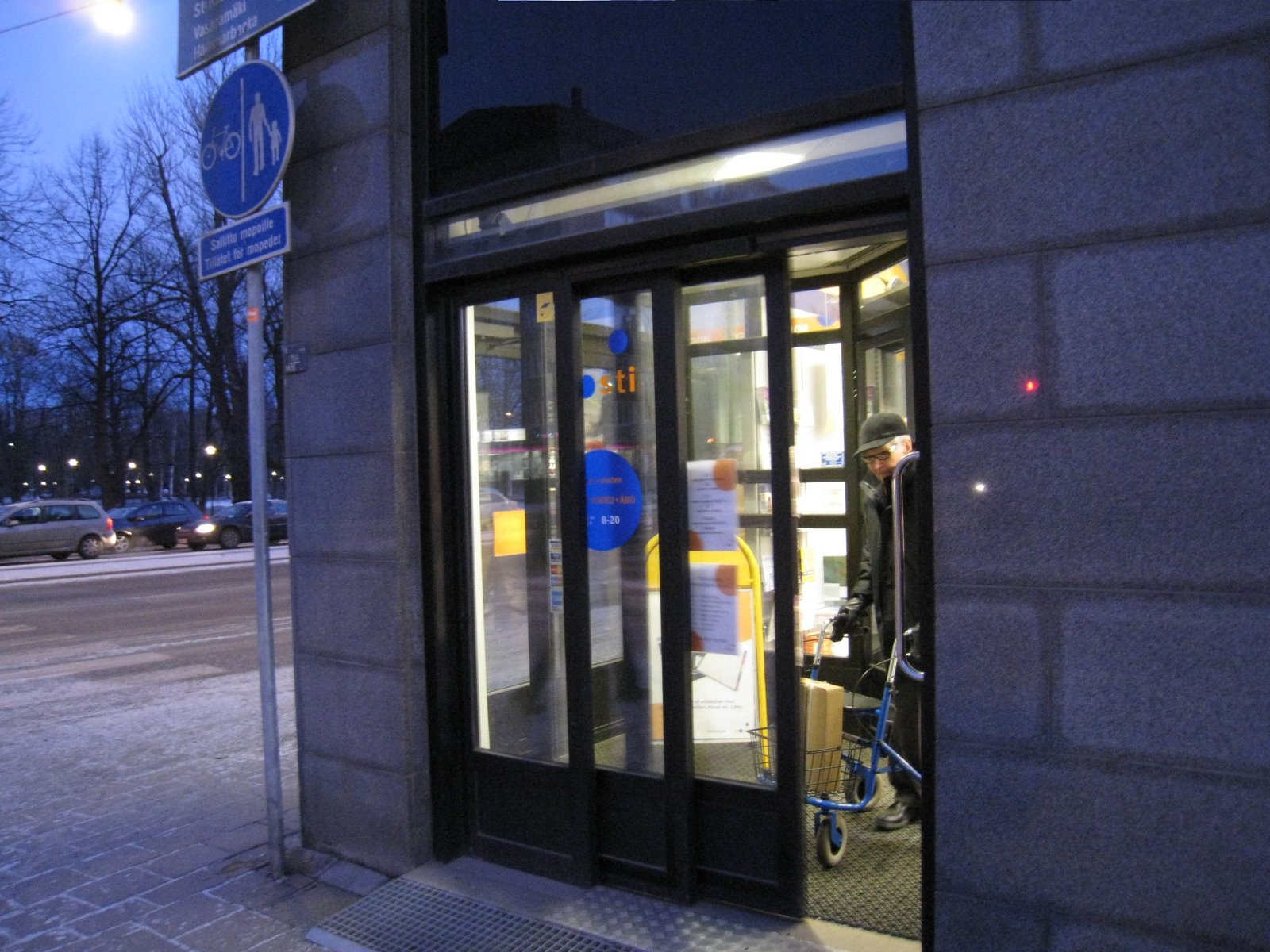 [IMG_1100-785620.JPG]