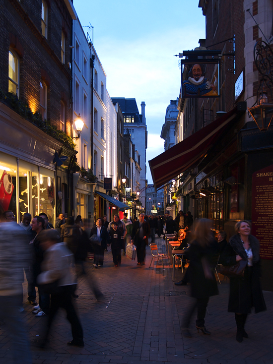 carnaby street, London - photo by joselito briones