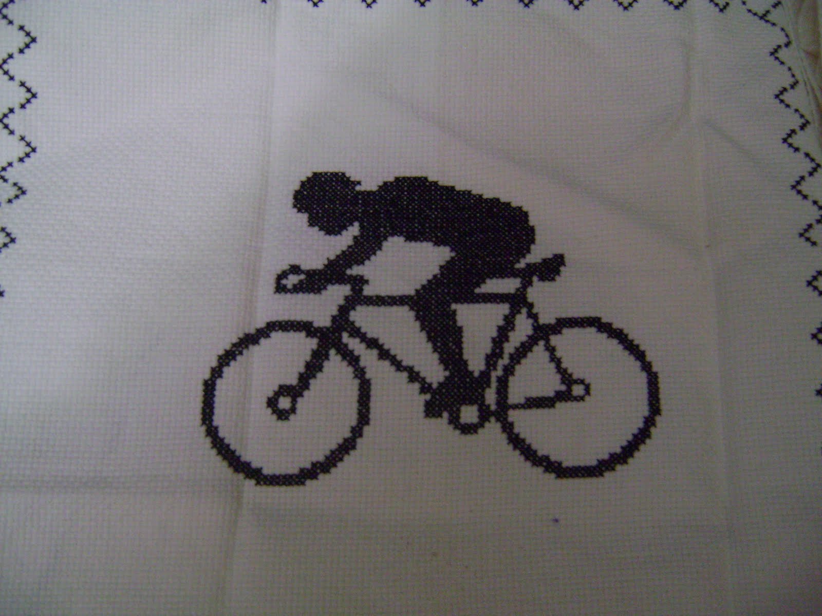 Bicicleta Em Ponto Cruz Lena Andrade artesanatos: Bicicleta em ponto de cruz