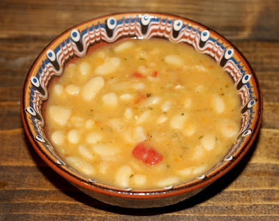 Window to Bulgaria: Recipe #6: Боб чорба (Bean Soup)