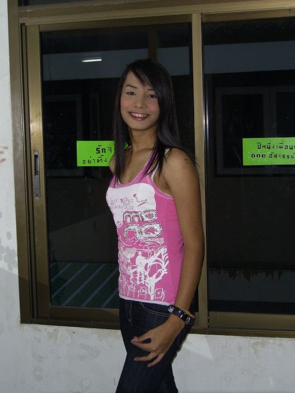 ladyboysmoviesandpictures: Meetladyboy