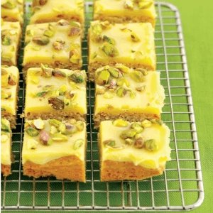 [Ginger+Bake+with+Cardamom+Caramel+Topping.jpg]