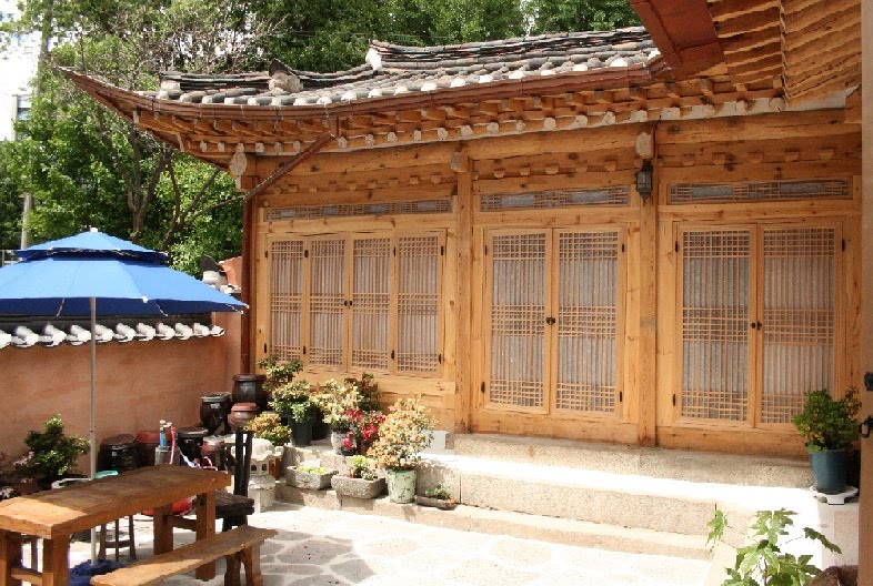 Courtyard of Yoo's Home