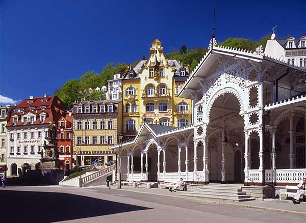 [une+place+à+-Karlovy-Vary.JPG]