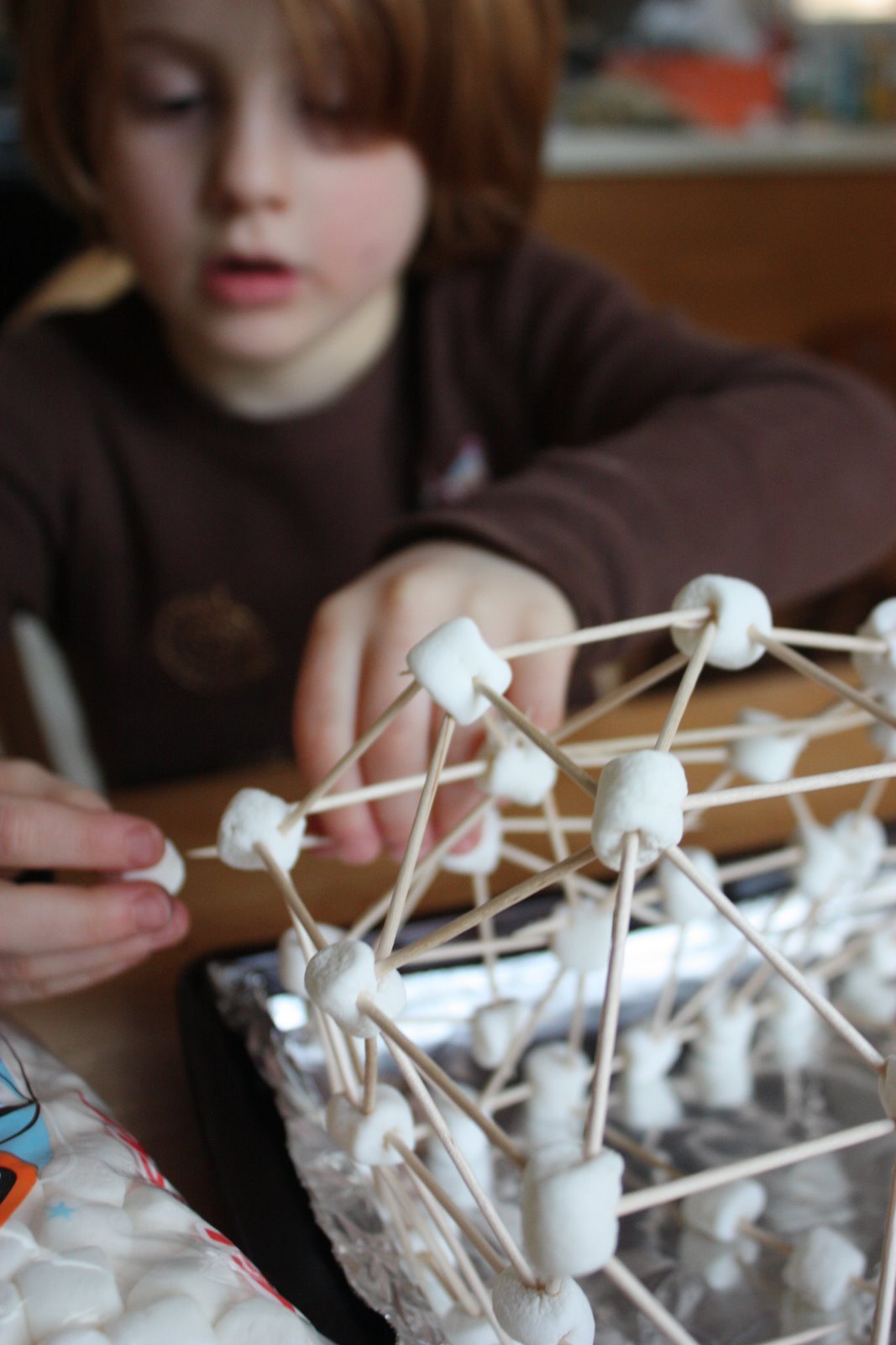 Fun Crafts for Preschoolers: what can you build with marshmallows and