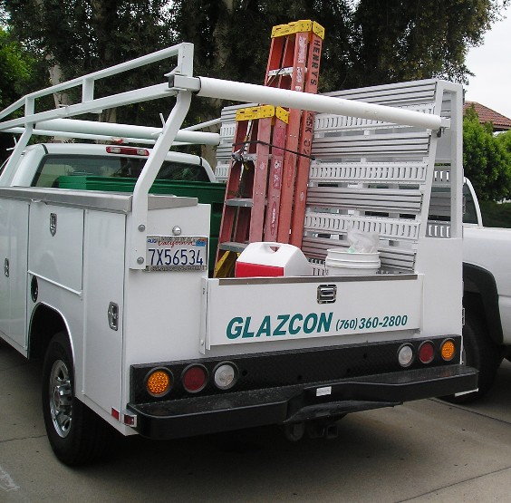 [GLAZCON_GLASS_TRUCK_05.26.09_006.jpg]