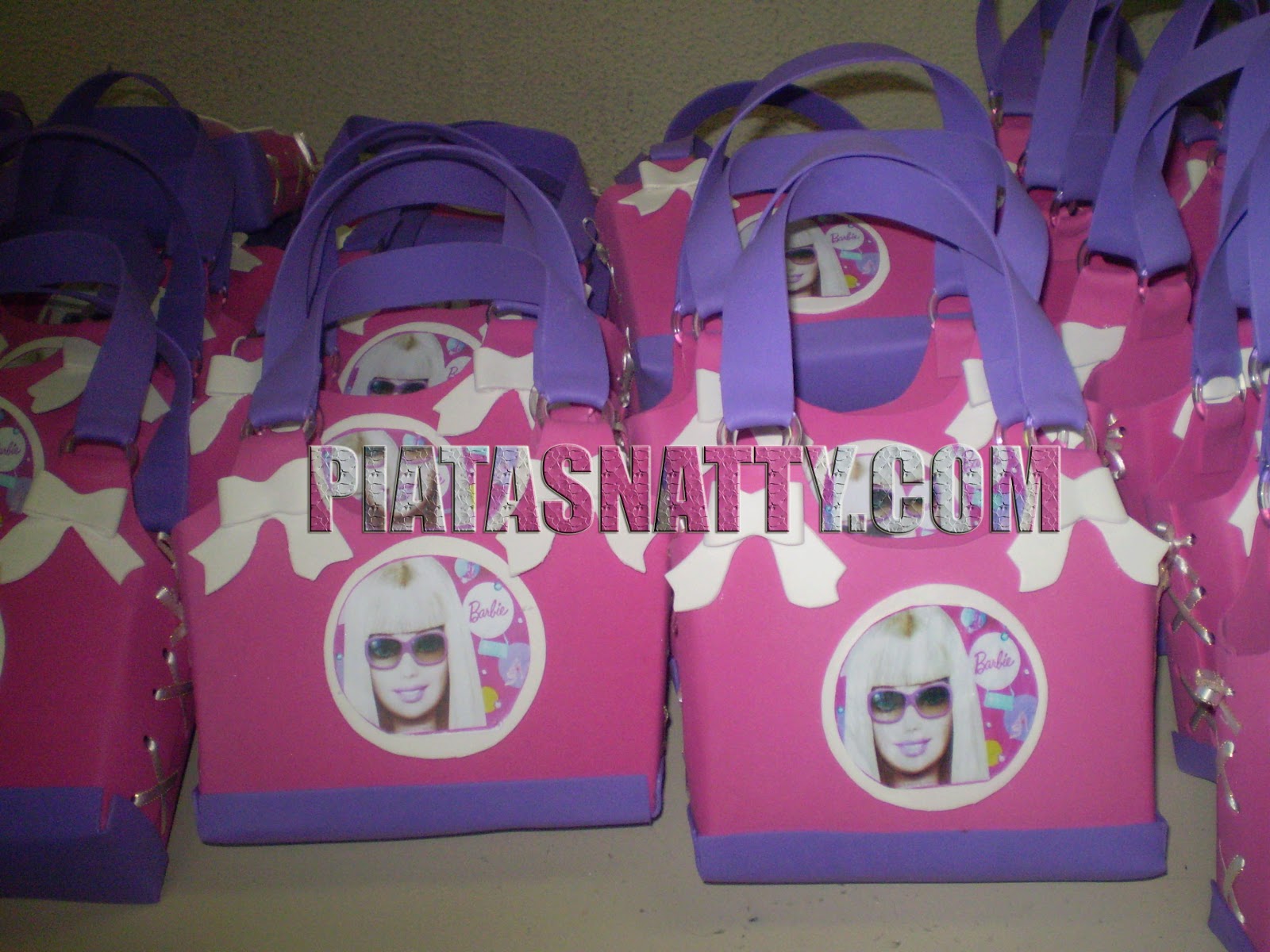 PIÑATAS NATTY pinatas_eventos.natty PIÑATA DE "BARBIE FASHION"