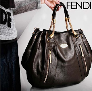 THE PERFECT WOMAN: 01/08/10