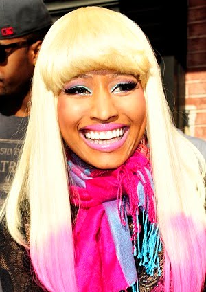 WhatsFALbulous: Nicki Minaj's PINK FRIDAY lipstick