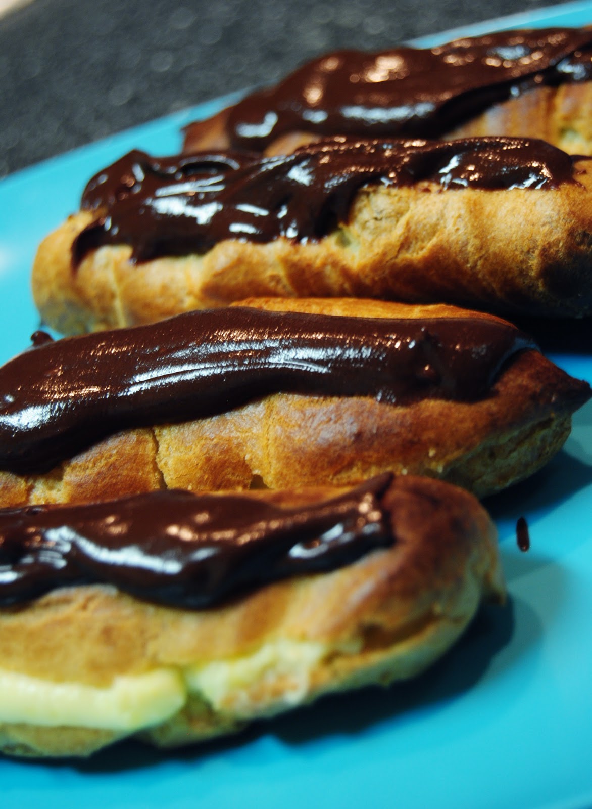 thebakedbeen classic chocolate eclairs thebakedbeen classic chocolate eclairs