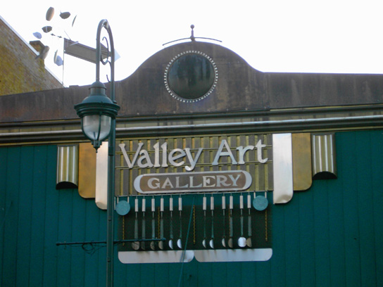 Valley Art Gallery is a nonprofit gallery serving artists and community.