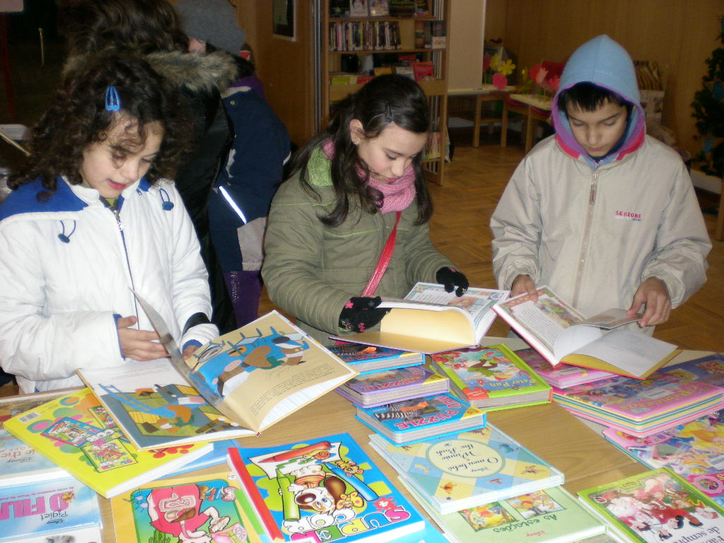 [feira+livro+013.JPG]