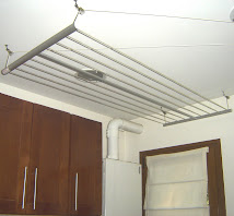 Tendedero colgante de techo para tender y secar ropa.
