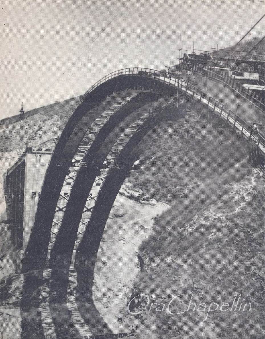 Un vistazo a la Caracas de ayer y hoy La autopista CaracasLa Guaira